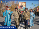 Волжский объединяет молитва: тысячи горожан прошли крестным ходом в День народного единства