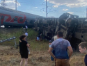 Что известно на данный момент о происшествии с крушением поезда в Волгоградской области? Подробности