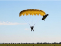 32-летний парашютист скончался в Волжском после неудачного прыжка