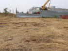В Волжском остановили строительство автосервиса