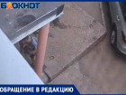 «Били стекло о подъезд дома»: волжанка сняла на видео подростков-хулиганов