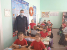 Детям не место на трассе: сотрудники Госавтоинспекции рассказали школьникам о ПДД