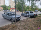 Два «брата-близнеца» не поделили дорогу в Волжском