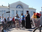 Прихожане пересели в Волжском на велосипеды