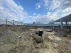 Заживо похоронен под землей: работник стройки скончался в Волгоградской области
