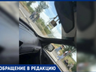«Стоим под палящим солнцем и дождем»: волжане просят вернуть остановочные павильоны на улице Логинова
