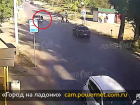 Жуткие кадры со сбитой женщиной и 4-летним ребенком в Волжском опубликовали в сети