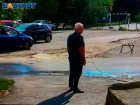 «Невыносимая вонь»: жители Волжского жалуются на мусорщиков, которые после вывоза отходов оставляют неприятно пахнущие вещества