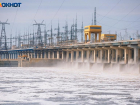 Волжская ГЭС постепенно снижает сбросы воды