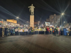 Волжский зажег огни безопасности в преддверии Дня матери