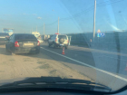 Пробка сковала выезд из Волжского из-за страшной аварии: фото, видео