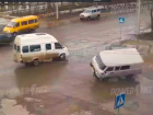 Волжский лихач перевернулся на "буханке" - видео ДТП