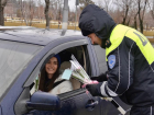 Акция «Цветы для автоледи» состоялась под Волжским