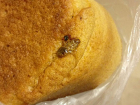 Хлеб с тараканом купил в магазине житель Волжского