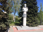 В Волжском завершается благоустройство памятников