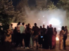 Во дворе Волжского вспыхнул скандал из-за выпускного шоу с огнем: видео