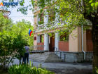 Детская площадка за 6 миллионов: в Волжском будут судить директора фирмы за хищение и «откат» чиновнику