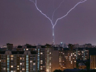 Ливневый дождь, град и штормовой ветер ожидают волжан ночью и утром