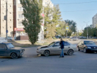 16-летняя девушка пострадала в тройном ДТП в Волгограде: травма головы