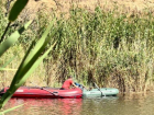 Водолазы достали тело мужчины близ Волжского