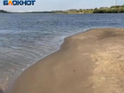 Остров с фаллосами на реке Ахтуба стал презентацией нудистского пляжа в Волжском: видео