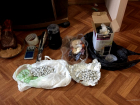 В Волгограде у двух молодых людей обнаружили 200 граммов наркотиков