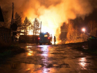 Во время пожара на даче в Волжском пострадали люди