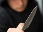 На юге Волгограда рецидивист с ножом ограбил подростка