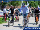 В кокошниках и с флагами: как прошел велопробег на День России в Волжском