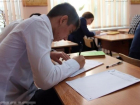Новые мощные ноутбуки выдали пяти школам Волжского: цифровизацию спонсирует область