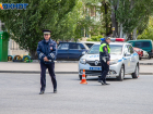 В Средней Ахтубе грузовик столкнулся с мопедом: водитель двухколесного транспорта госпитализирован