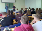 Сотрудники колонии №28 провели профориентационное мероприятие для студентов Волжского
