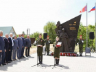 Памятник «Воинам-землякам» открыли в поселке близ Волжского