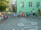 Волжские госавтоинспекторы пришли в "Гвоздичку"