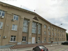 Мэрия Волжского хочет пополнить бюджет на 32 миллиона, пустив с молотка старые помещения