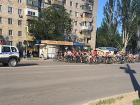 Сотни велосипедистов проехали через весь Волжский в масштабном городском велопробеге 