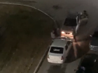 Конфликт водителей во дворе Волжского попал на видео