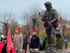 Народный памятник воинам всех эпох: в волгоградской области открыли мемориал ветеранам