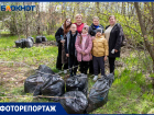 «Мы делаем Волжский самым чистым городом»: тысячи горожан вышли на «День единых действий»