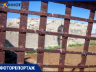 Где жили заключенные-строители Волжской ГЭС в прошлом веке: фоторепортаж из разрушенного лагеря