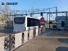 В Волжском сокращают количество автобусов из-за нехватки водителей