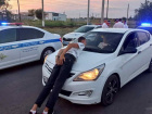 19-летний парень с судимостью угнал машину своей матери в Волжском