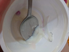 В Волжском 3-летний ребенок едва не съел скобу в йогурте