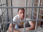 Пошел «на дело» в аптеку: мужчина угрожал фармацевту и требовал деньги в Волгограде