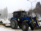 В Волжском стартовала обработка дорог против гололеда