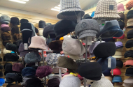 Шапки, шляпы и кепи в магазине "Мономах" - 