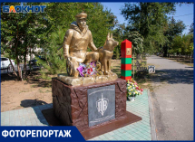 Памятник пограничникам отреставрировали в Волжском: где посмотреть и чем он успел прославиться за пару месяцев