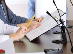 Волжский получил копейки из облбюджета на пиар