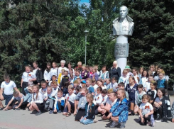 Ученики волжской школы почтили память жертв Великой Отечественной войны