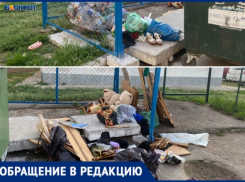 Свалка из бетонных плит и детских игрушек: в Волжском вокруг контейнеров творится хаос